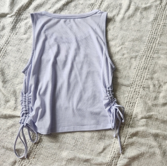 Gapfit Breathe Ruched Side Tank Top in S Petite - Picture 3 of 7